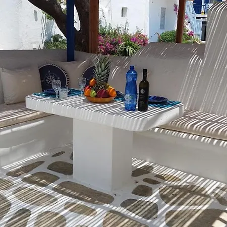 Traditionnal Mykonian Lägenhet Ornos (Mykonos)