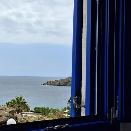 Traditionnal Mykonian * Орнос