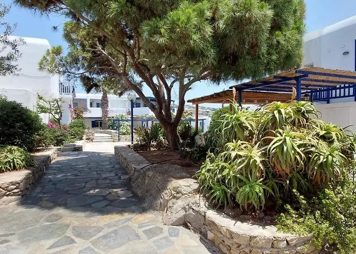 Traditionnal Mykonian *